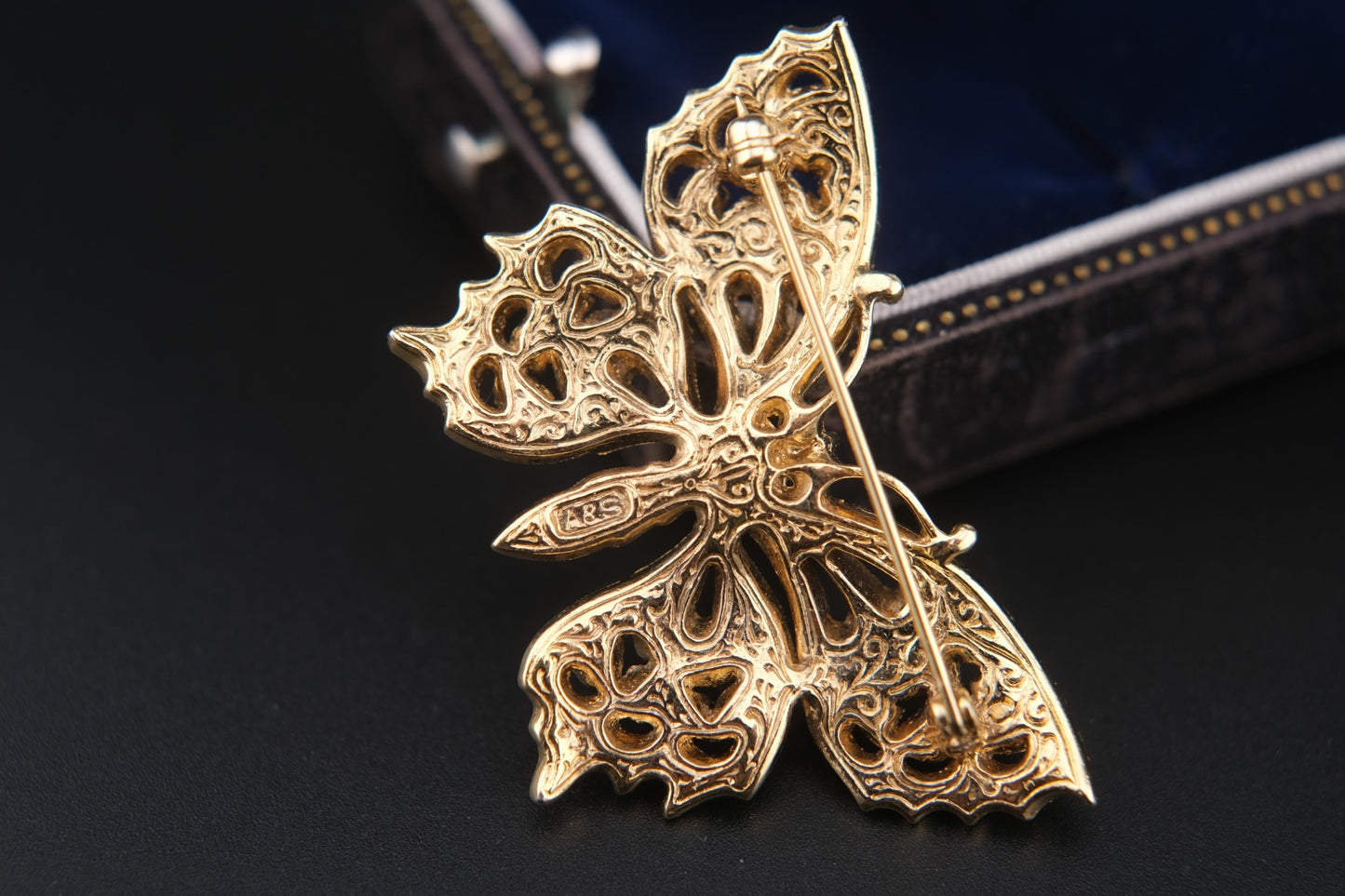 Attwood & Sawyer Vintage Rhinestone Butterfly Brooch – Signed A&S Rhinestone Jewelry with Sapphire Blue Crystal