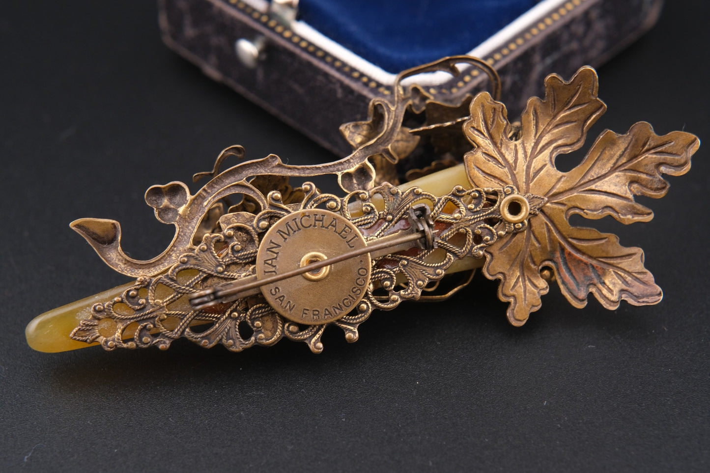 Jan Michaels Grape & Vine Brooch – Brass with Yellow Agate Accent (1990)