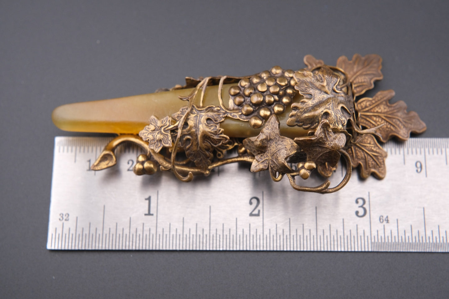 Jan Michaels Grape & Vine Brooch – Brass with Yellow Agate Accent (1990)