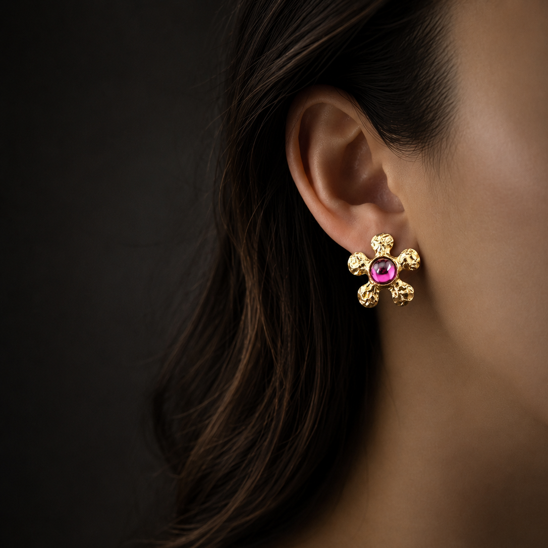 ❤️ Vintage Louis Feraud Gold Tone Clip Earrings with Fuchsia Cabochons