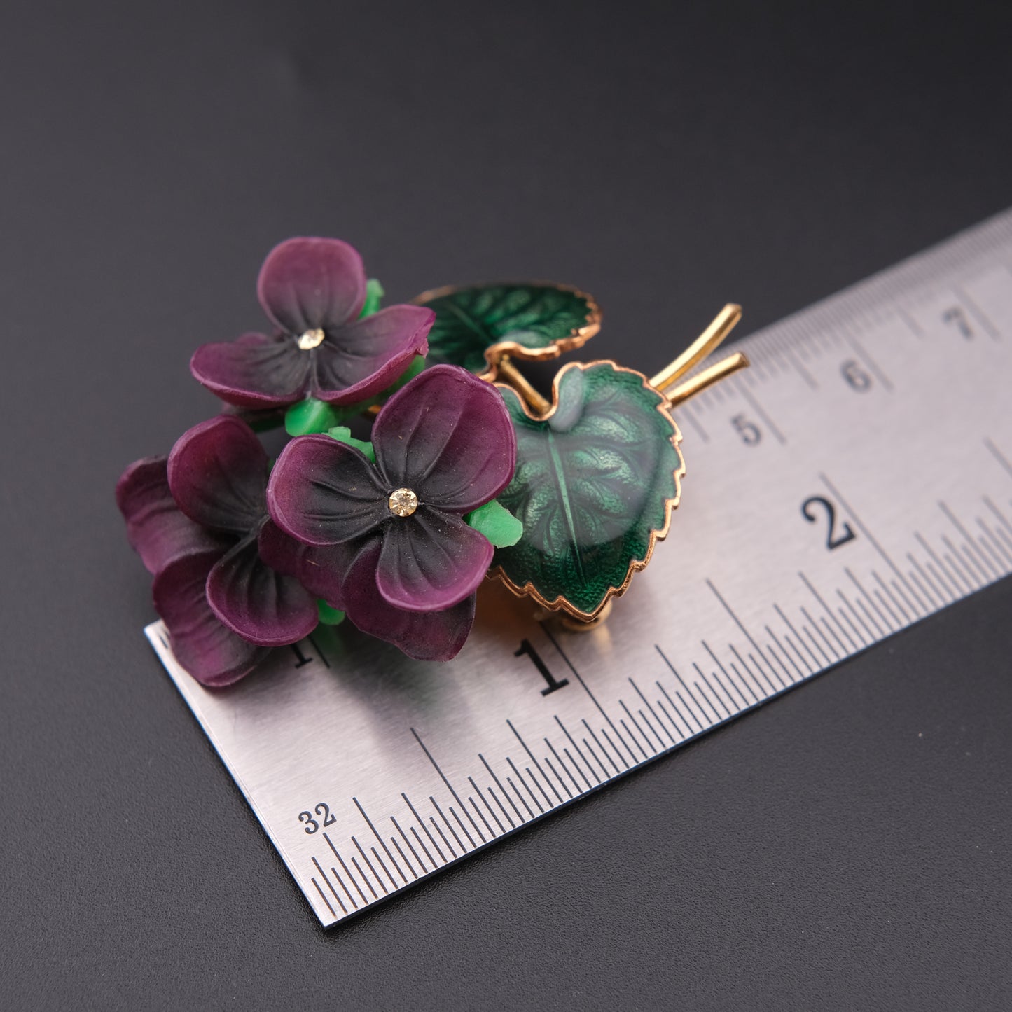 ❤️ Vintage West Germany Violet Flower Brooch – Purple Frosted Petals & Enamel Leaves