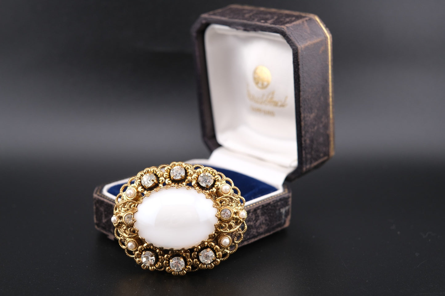 🤍 Vintage West Germany White Cabochon Filigree Brooch with Faux Pearls & Rhinestones