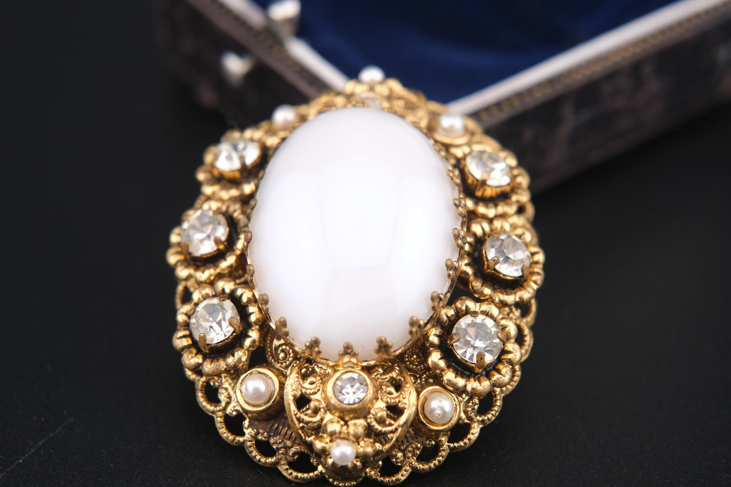 🤍 Vintage West Germany White Cabochon Filigree Brooch with Faux Pearls & Rhinestones