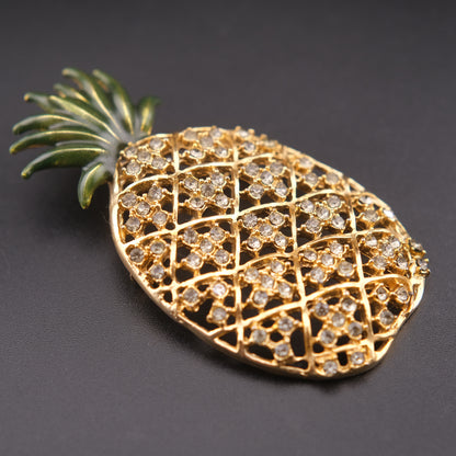 ❤️ Vintage Rhinestone Pineapple Brooch Gold Tone Openwork Tropical Pin