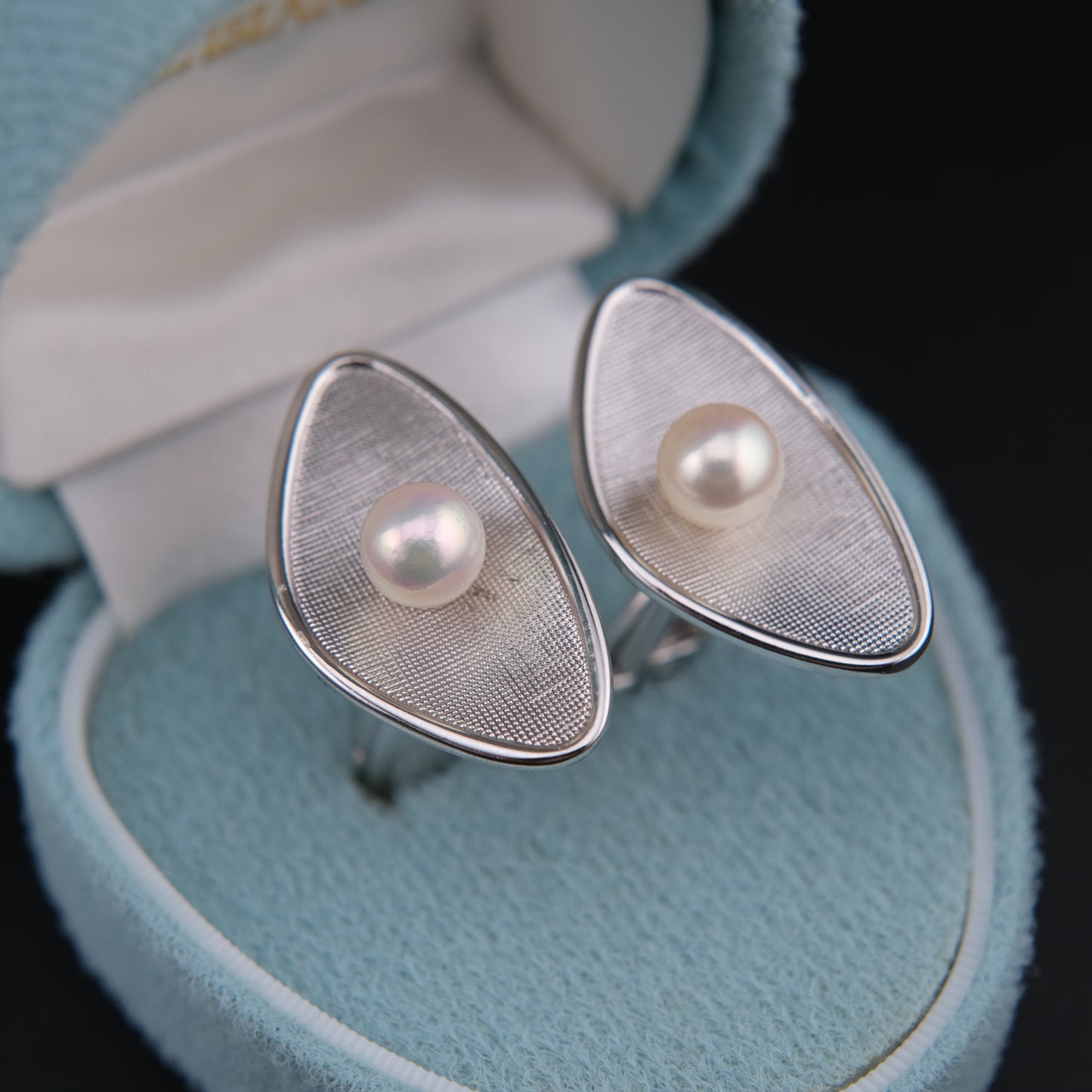 ❤️ Vintage 1980s Mikimoto Pearl Cufflinks – 6.4mm Pearls