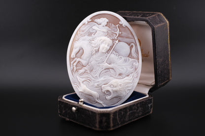 Large Hand-Carved Shell Cameo Plaque – Signed G. Lombardo & Di Luca – Classical Chariot Scene – Loose Unmounted