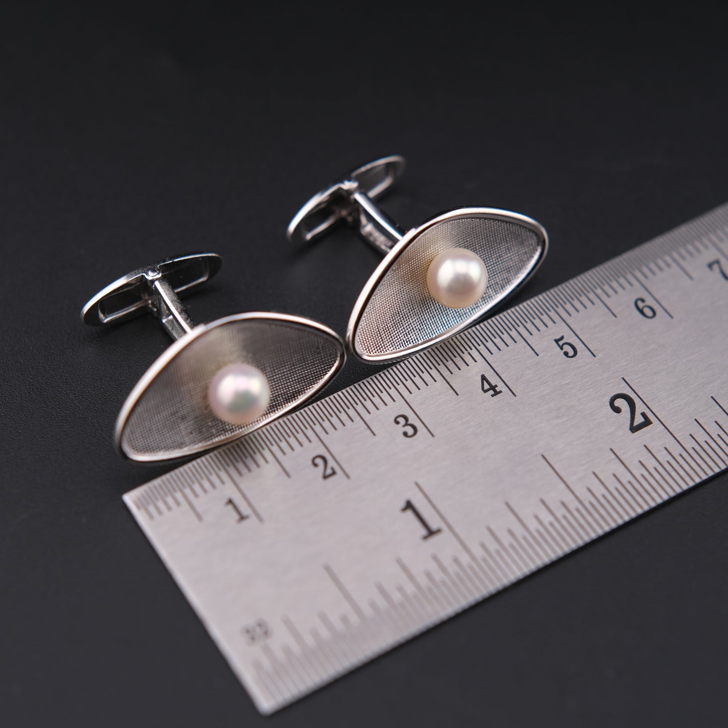❤️ Vintage 1980s Mikimoto Pearl Cufflinks – 6.4mm Pearls