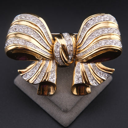 ❤️ Vintage Gold Tone Rhinestone Sculptural Bow Brooch Large Dimensional Ribbon Pin