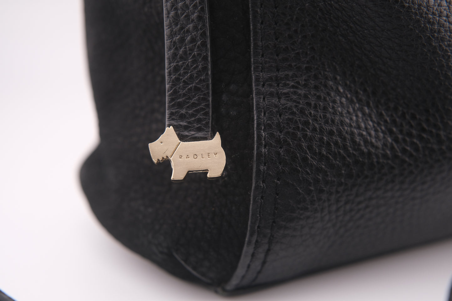 ❤️ Vintage RADLEY London Medium Black Pebbled Leather Crossbody Bag