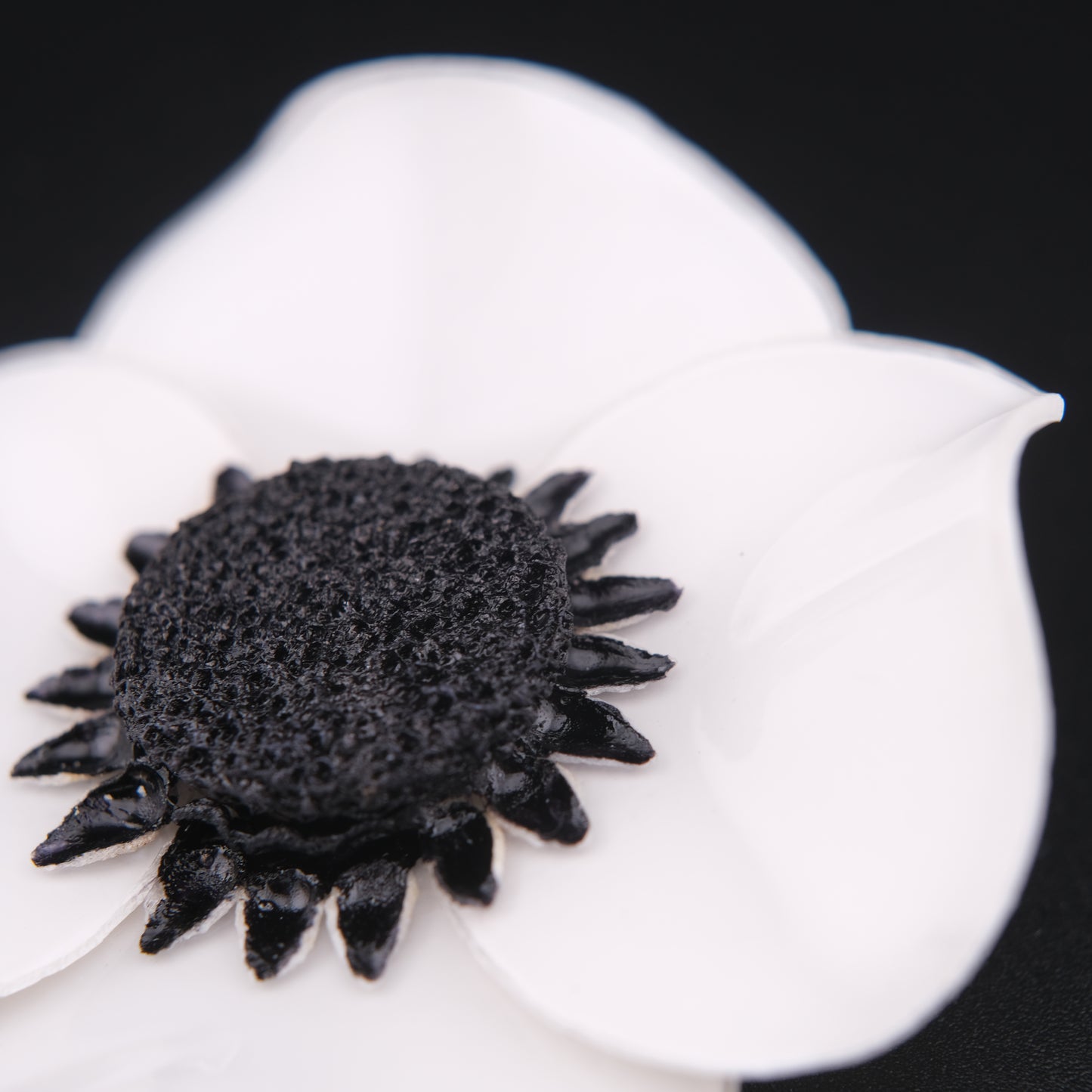 ❤️ Rose Haylland White Flower Brooch – Vintage Statement Pin – 2.5"