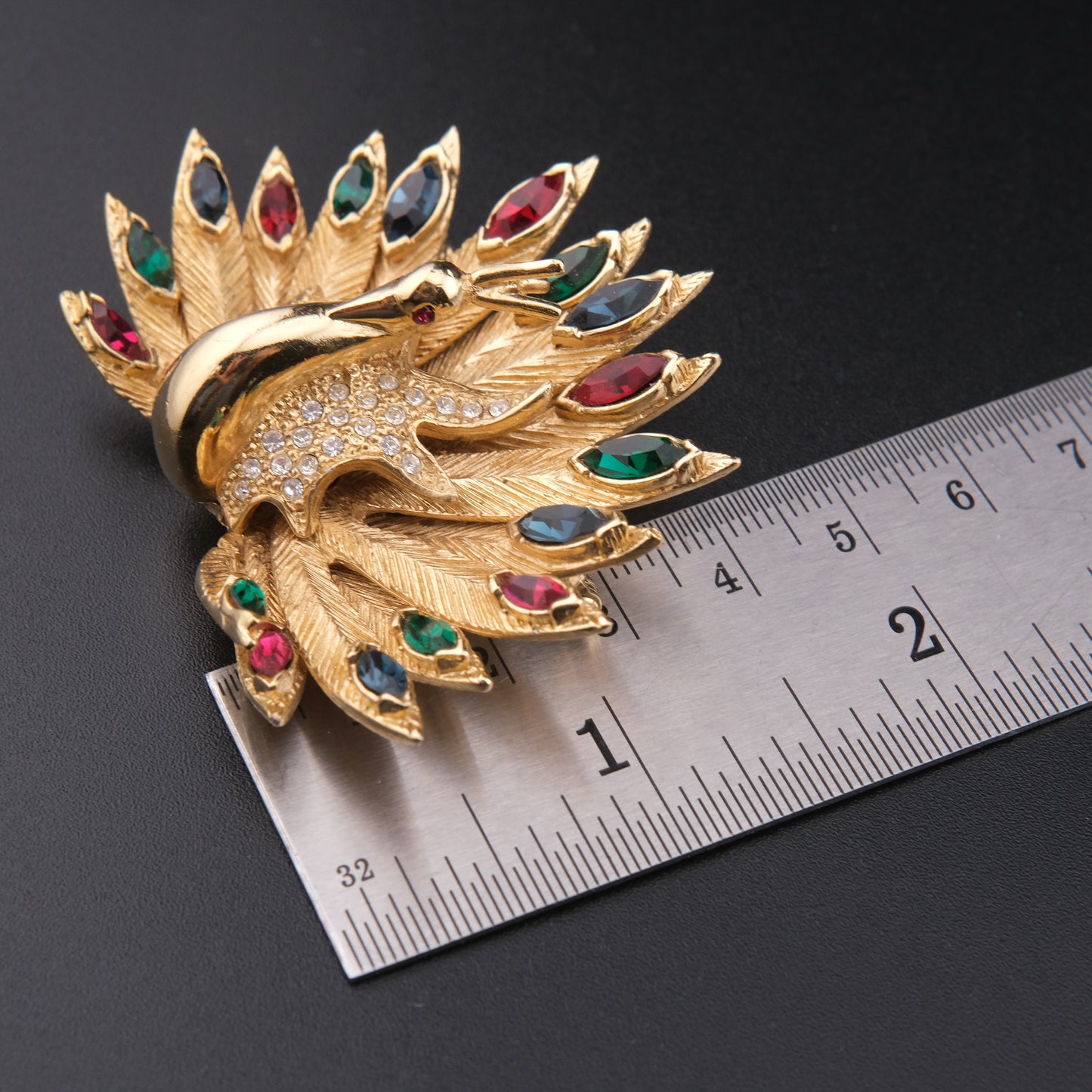 ❤️ Carven Jeweled Peacock Brooch – Gold Tone Multicolor Crystal Fan Design