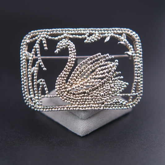 ❤️ Vintage P&M Paris Swan Brooch – Textured Silver Tone Figural Bird Pin