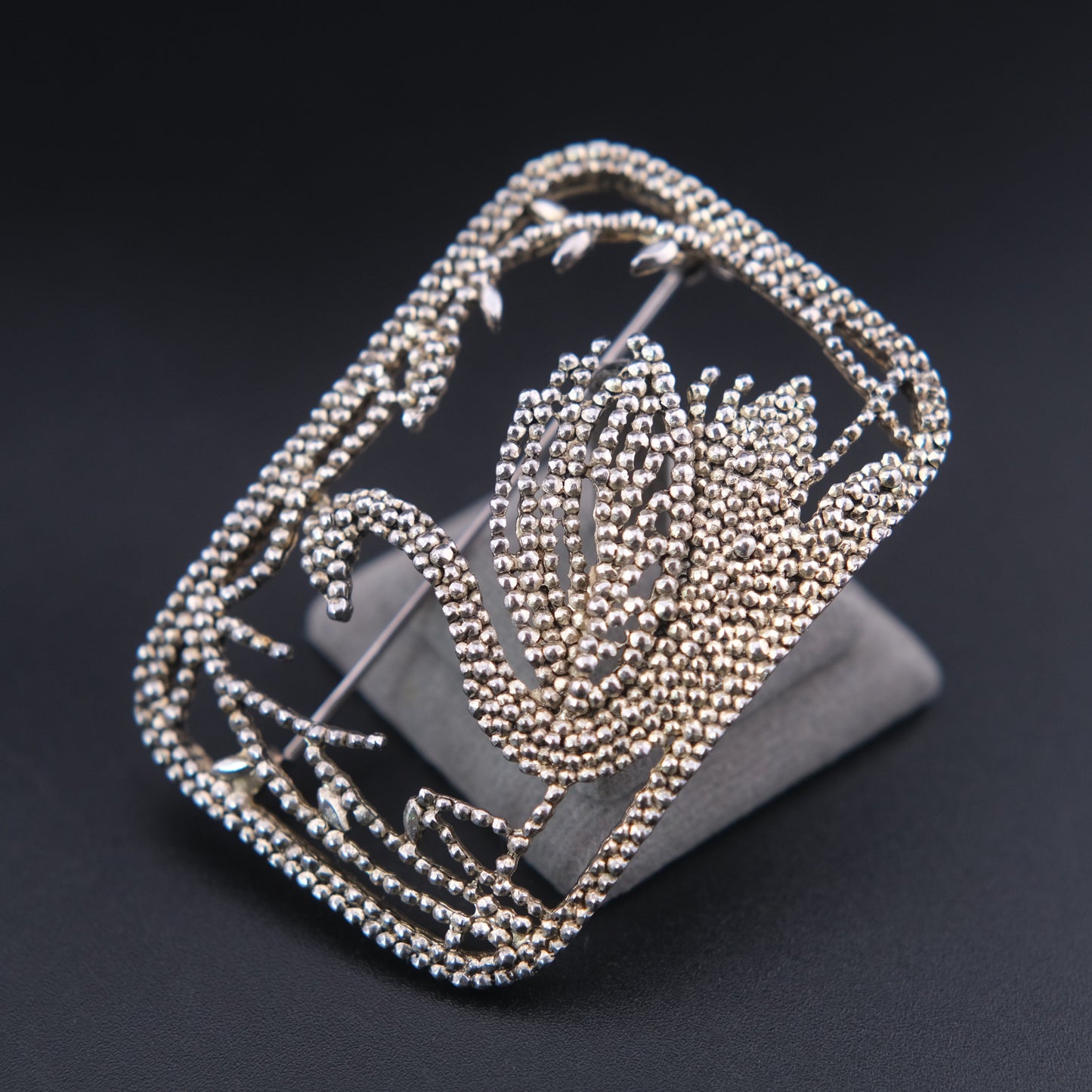 ❤️ Vintage P&M Paris Swan Brooch – Textured Silver Tone Figural Bird Pin