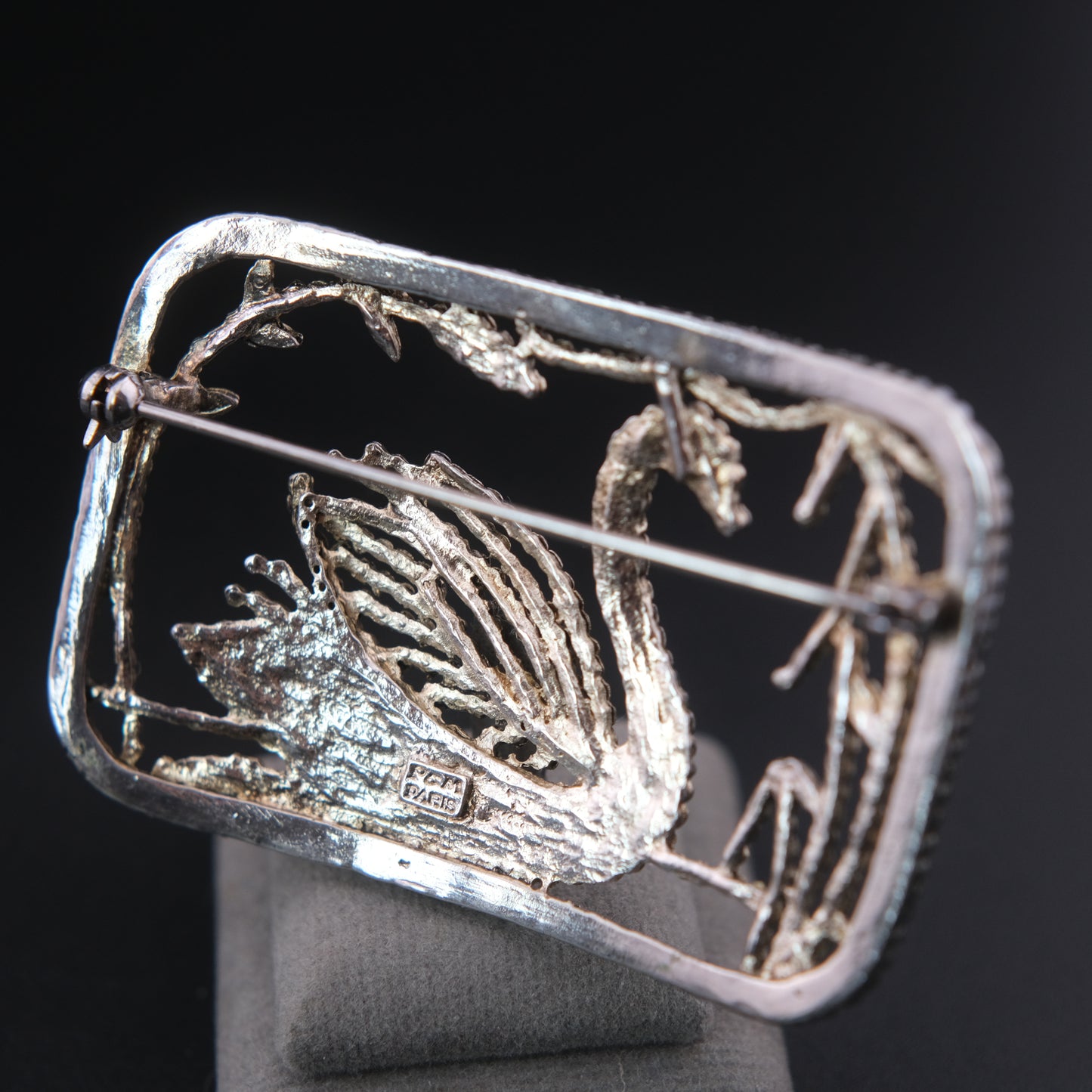 ❤️ Vintage P&M Paris Swan Brooch – Textured Silver Tone Figural Bird Pin