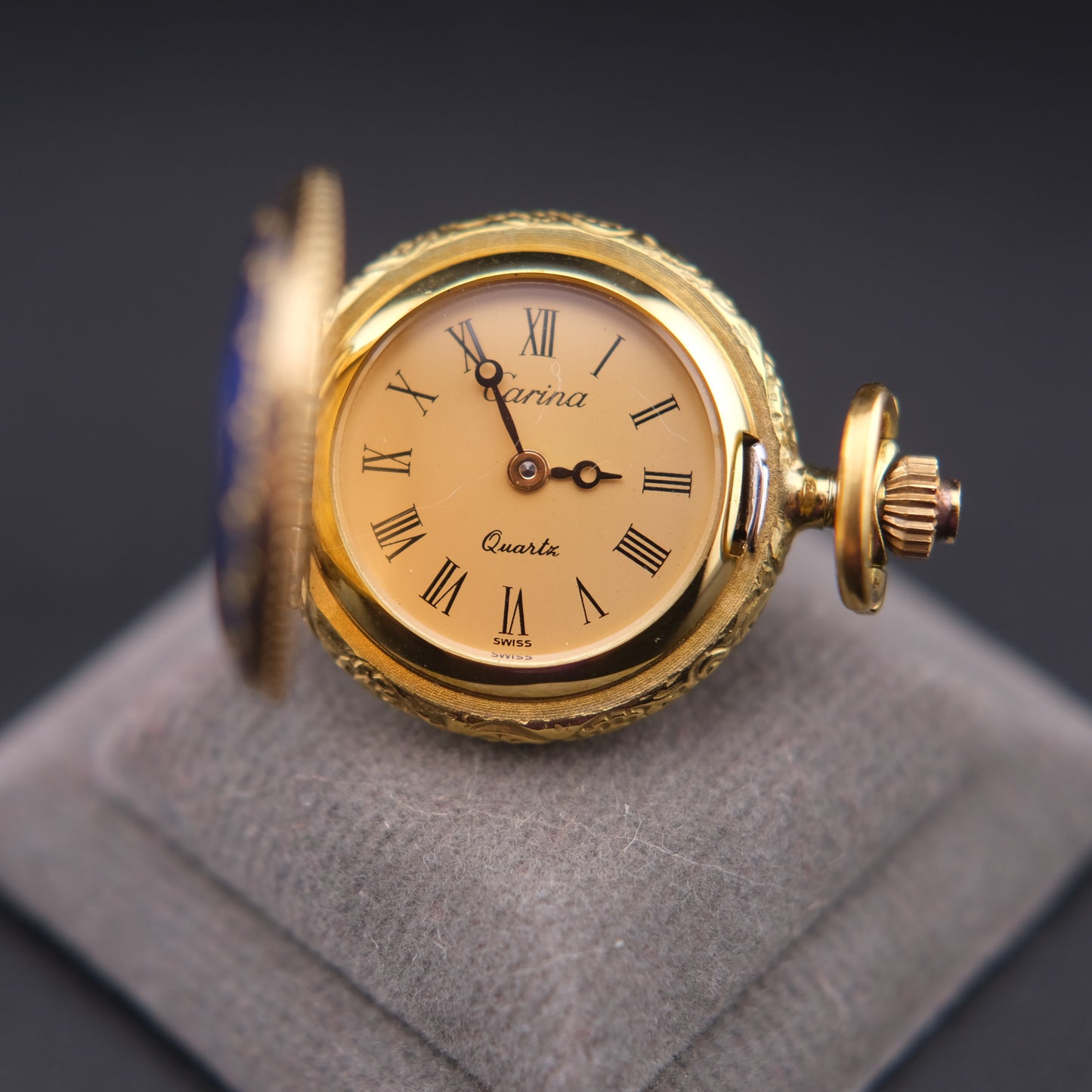 ❤️ Vintage Swiss Carina Blue Enamel Quartz Pendant Watch