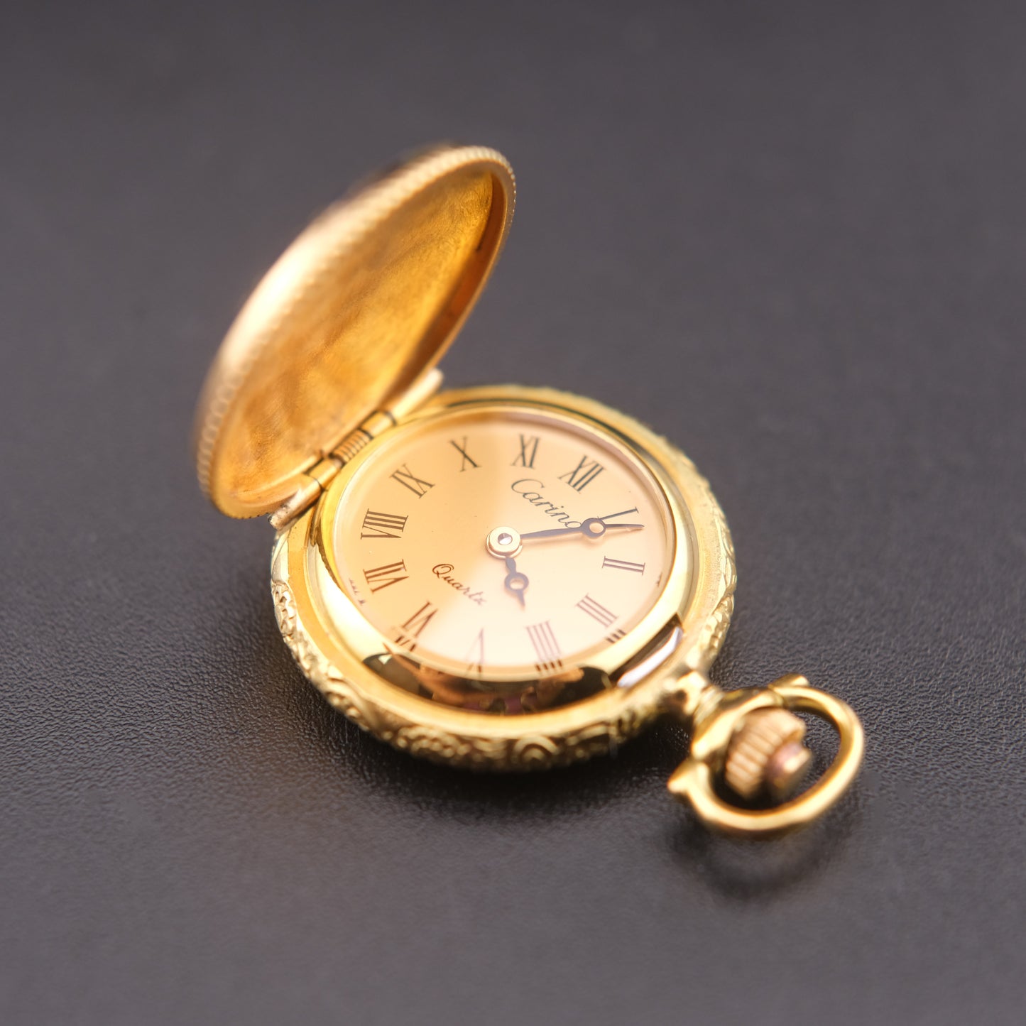 ❤️ Vintage Swiss Carina Blue Enamel Quartz Pendant Watch