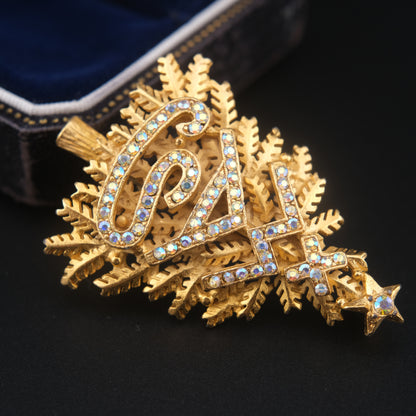 ❤️ Vintage Gold-Tone Christmas Tree Brooch with Aurora Borealis Rhinestones