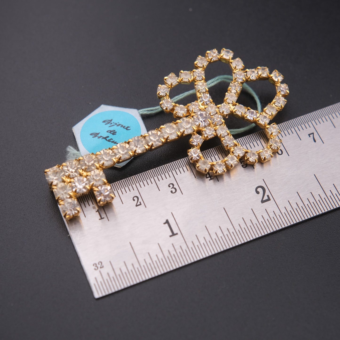 ❤️ Vintage Czech Rhinestone Key Brooch with Original Tag