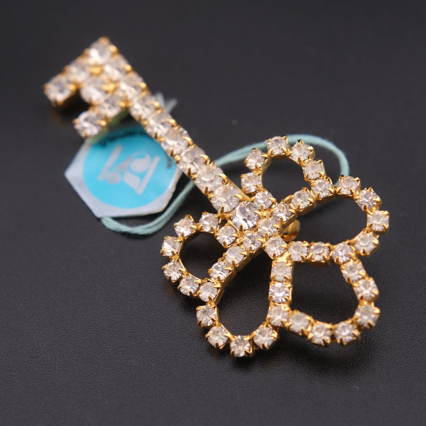 ❤️ Vintage Czech Rhinestone Key Brooch with Original Tag