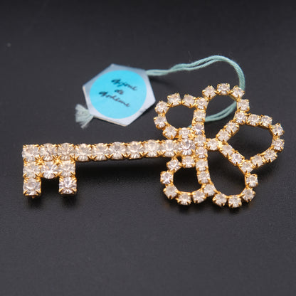 ❤️ Vintage Czech Rhinestone Key Brooch with Original Tag