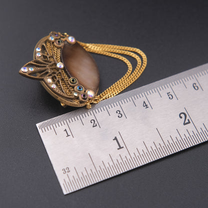 Echt Art Deco Handarbeit Brooch – Mother of Pearl with Gold Chains