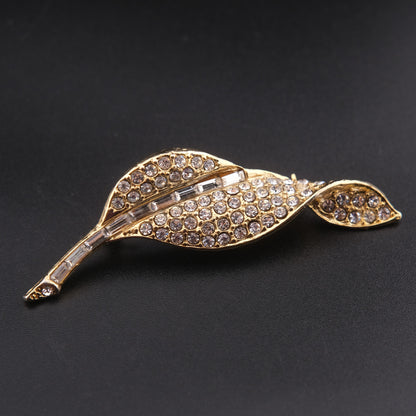 ❤️ Vintage Gold-Tone Rhinestone Leaf Brooch | Elegant Botanical Brooch