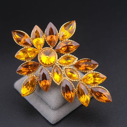❤️ Vintage Amber Rhinestone Leaf Spray Brooch Gold Tone Marquise Design
