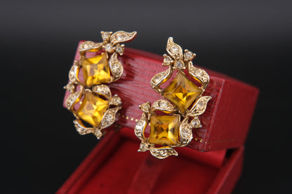 Vintage Bogoff Yellow Glass & Rhinestone Clip-On Earrings – Elegant 1950s Statement Jewelry