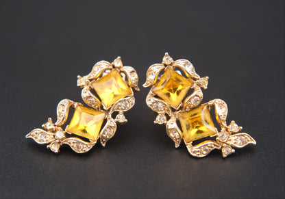Vintage Bogoff Yellow Glass & Rhinestone Clip-On Earrings – Elegant 1950s Statement Jewelry