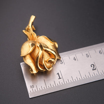 ❤️ Vintage Gold-Tone Rosebud Brooch | Sculptural Floral Rose Pin