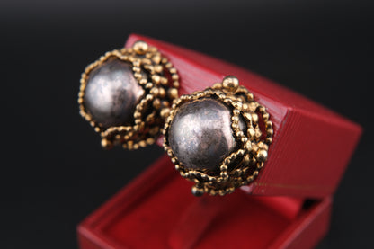 Vintage Poggi Paris Dome Clip-On Earrings – Ornate Gold Filigree with Dark Patina Cabochons