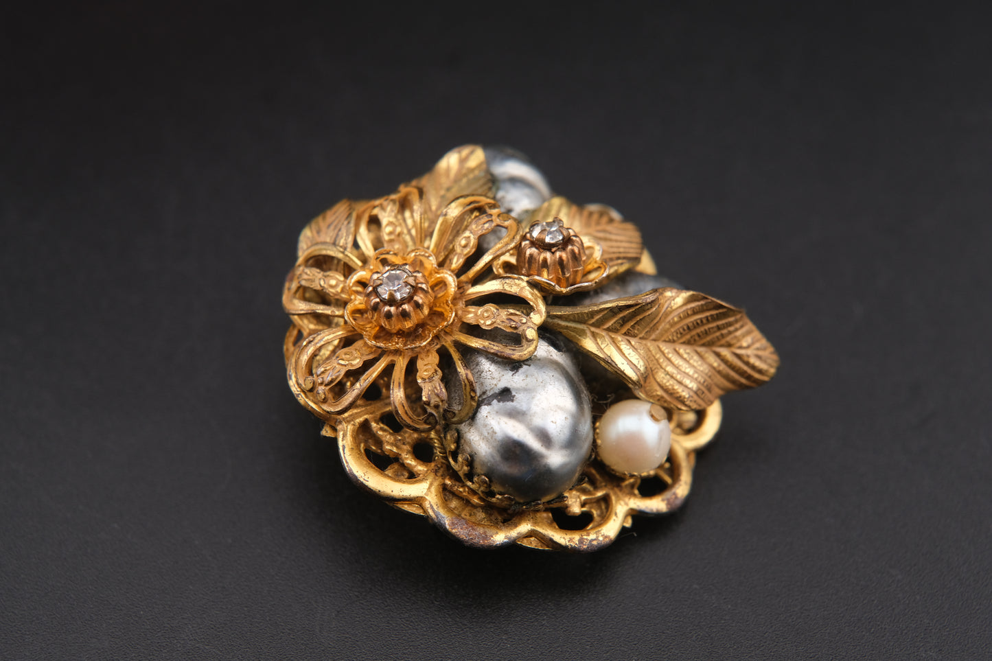 Vintage Stanley Hagler NYC Floral & Pearl Cluster Brooch – Gold-Tone Filigree with Baroque Beads & Rhinestones
