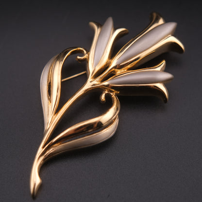 ❤️ Vintage Pierre Cardin Gray Enamel Floral Brooch