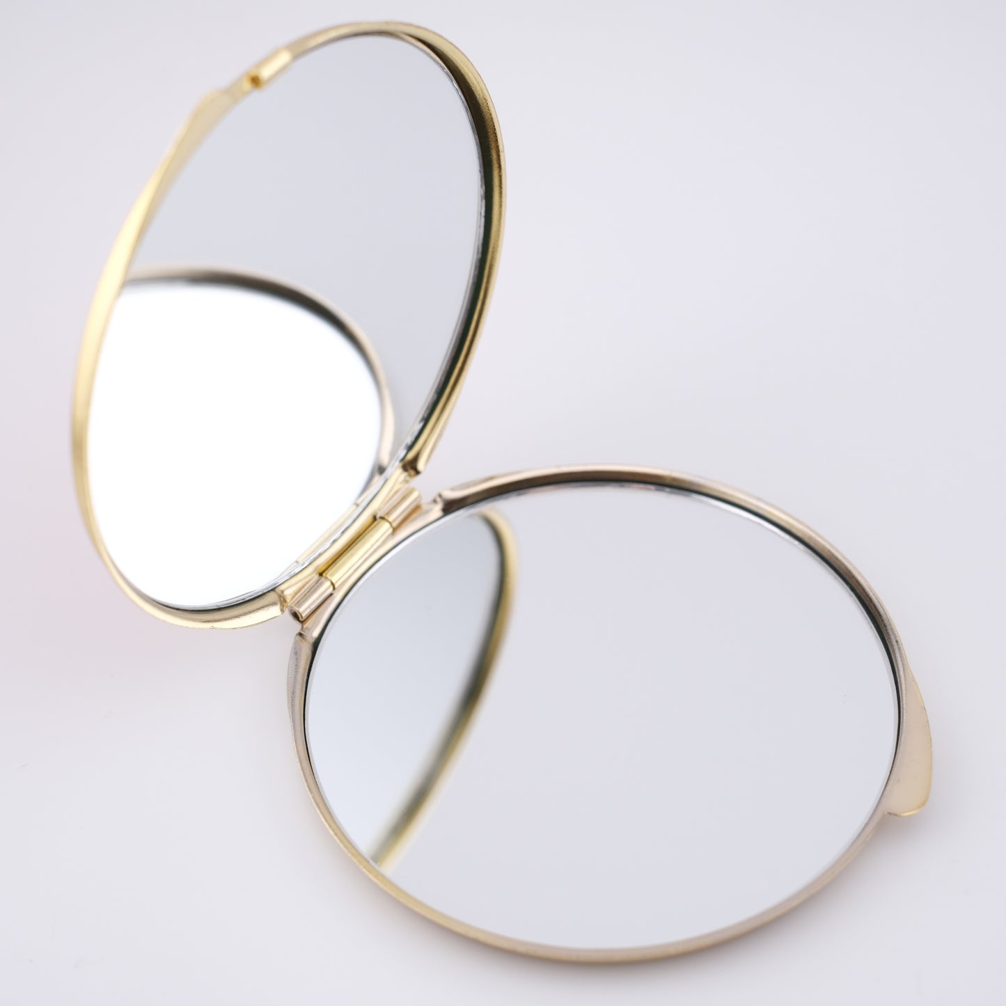 Vintage Lanvin Parfums Red Enamel Compact Mirror – Gold Tone, 1980s