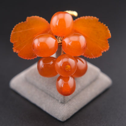 ❤️ Vintage Baltic Amber Grape Cluster Brooch – Hand Carved Leaves, 9ЯК Mark