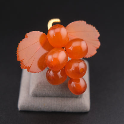 ❤️ Vintage Baltic Amber Grape Cluster Brooch – Hand Carved Leaves, 9ЯК Mark