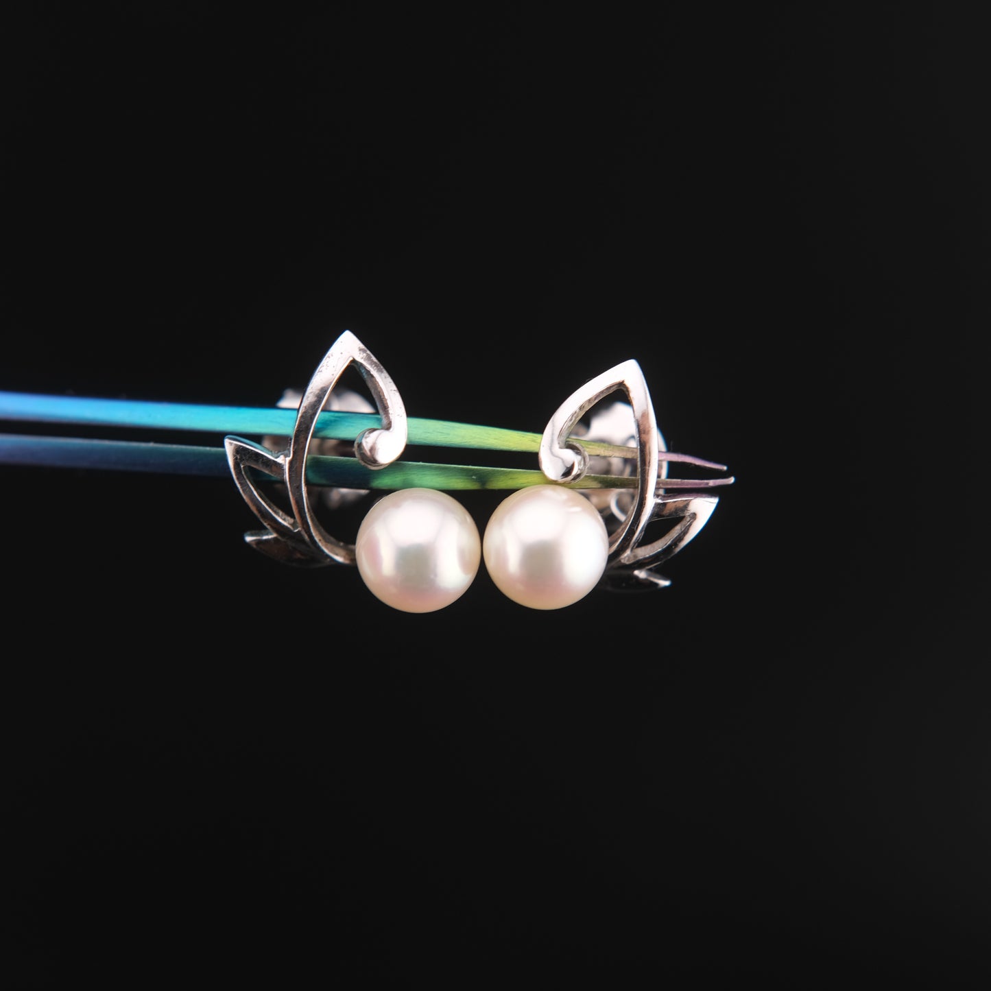 ❤️Mikimoto 6.5mm Pearl Stud Earrings Silver with Box