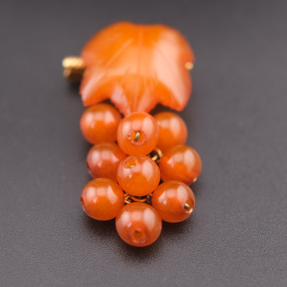 ❤️ Vintage Baltic Amber Grape Brooch USSR 2ЯК Mark Carved Leaf Cluster