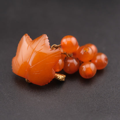 ❤️ Vintage Baltic Amber Grape Brooch USSR 2ЯК Mark Carved Leaf Cluster