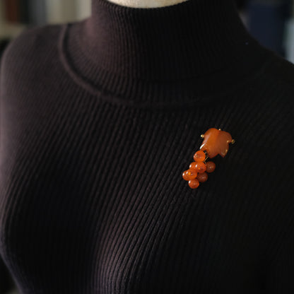 ❤️ Vintage Baltic Amber Grape Brooch USSR 2ЯК Mark Carved Leaf Cluster