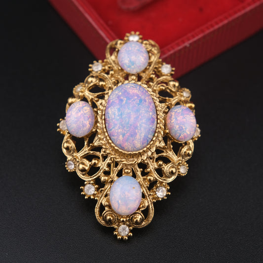 ❤️ Vintage Sphinx Opaline Cabochon Filigree Gold-Tone Brooch | British Costume Jewelry