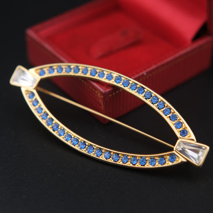 ❤️ Vintage Monet Gold Tone Blue Rhinestone Navette Brooch