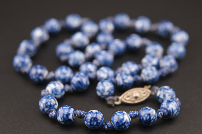 Vintage Blue and White Porcelain Bead Necklace – 19" Hand-Knotted Floral Design with Silver Tone Clasp