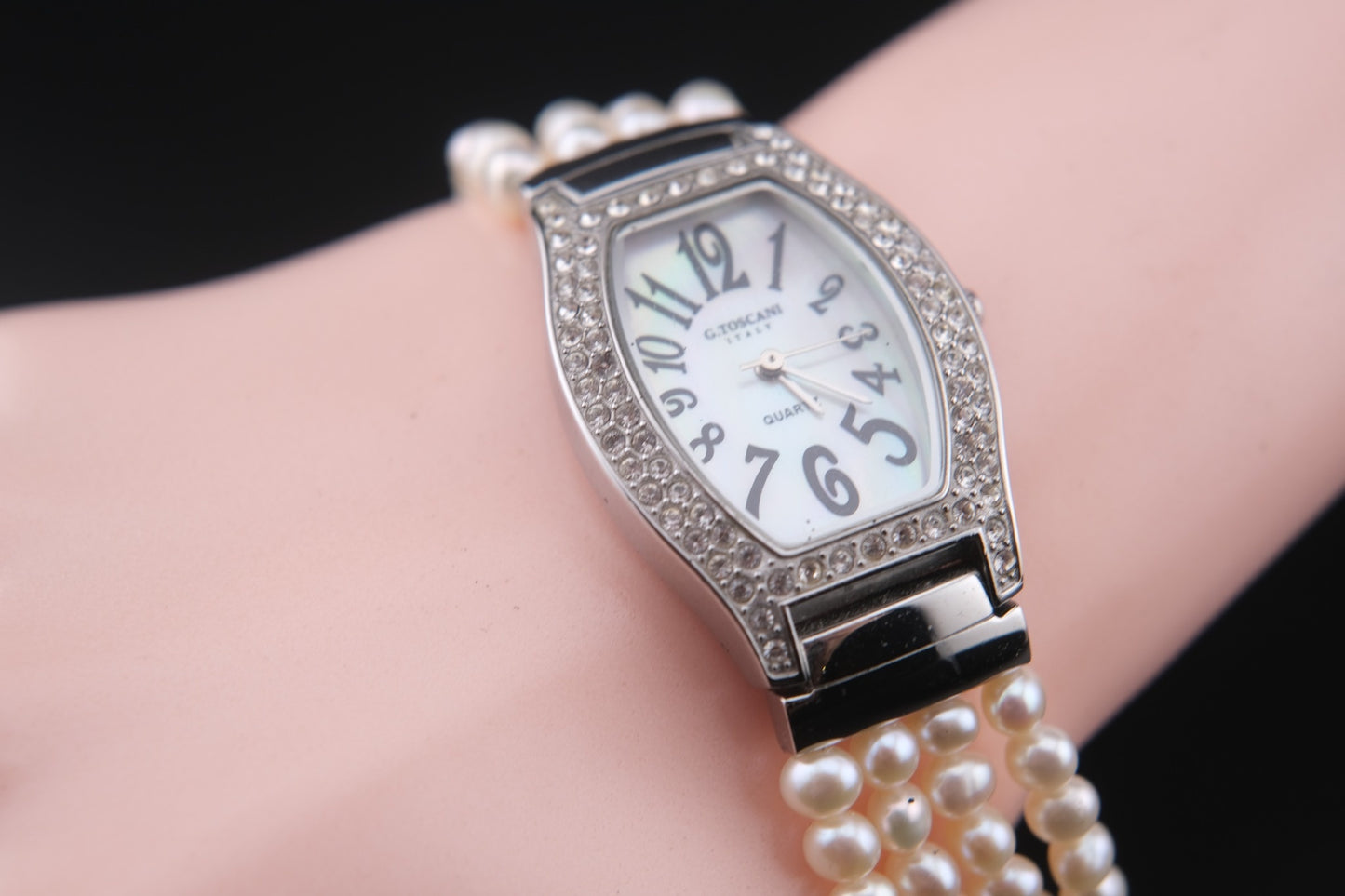 Vintage Gianfranco Toscani Watch with Genuine Pearl Bracelet and Crystal Accents