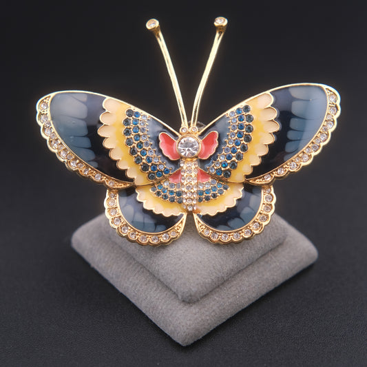 ❤️ Vintage Metropolitan Museum of Art (MMA) Butterfly Brooch – Gold Tone Enamel & Rhinestone Statement Piece