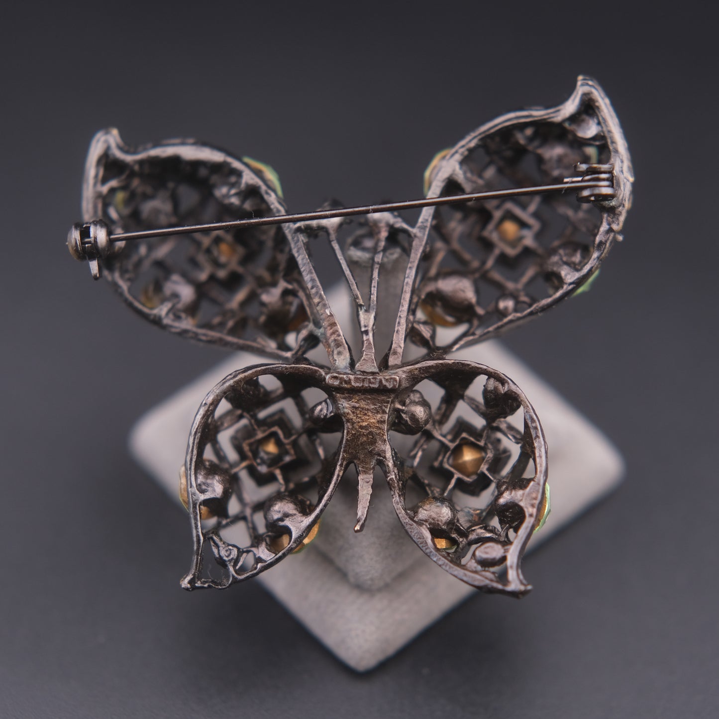 ❤️ Vintage Butterfly Rhinestone Brooch Domed Openwork Antique Gold Oxidized Cage