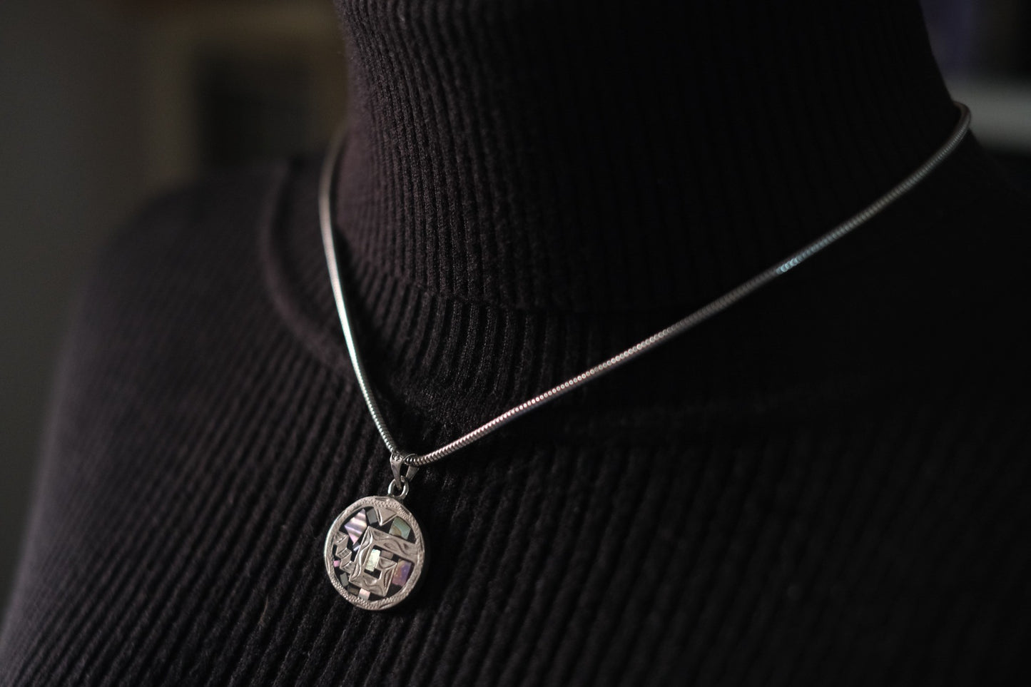🪙 Vintage Mexican Double-Sided Pendant – Alpaca Silver with Abalone & Turquoise Inlay
