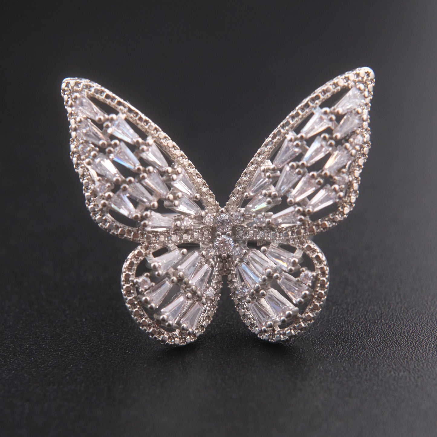 ❤️ Vintage Silver Tone Rhinestone Butterfly Statement Adjustable Ring
