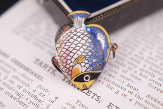 🐟Vintage Cloisonné Enamel Fish Pendant – Double-Sided Hand-Painted Tropical Design