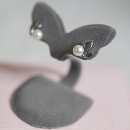 ❤️Mikimoto 6.5mm Pearl Stud Earrings Silver with Box